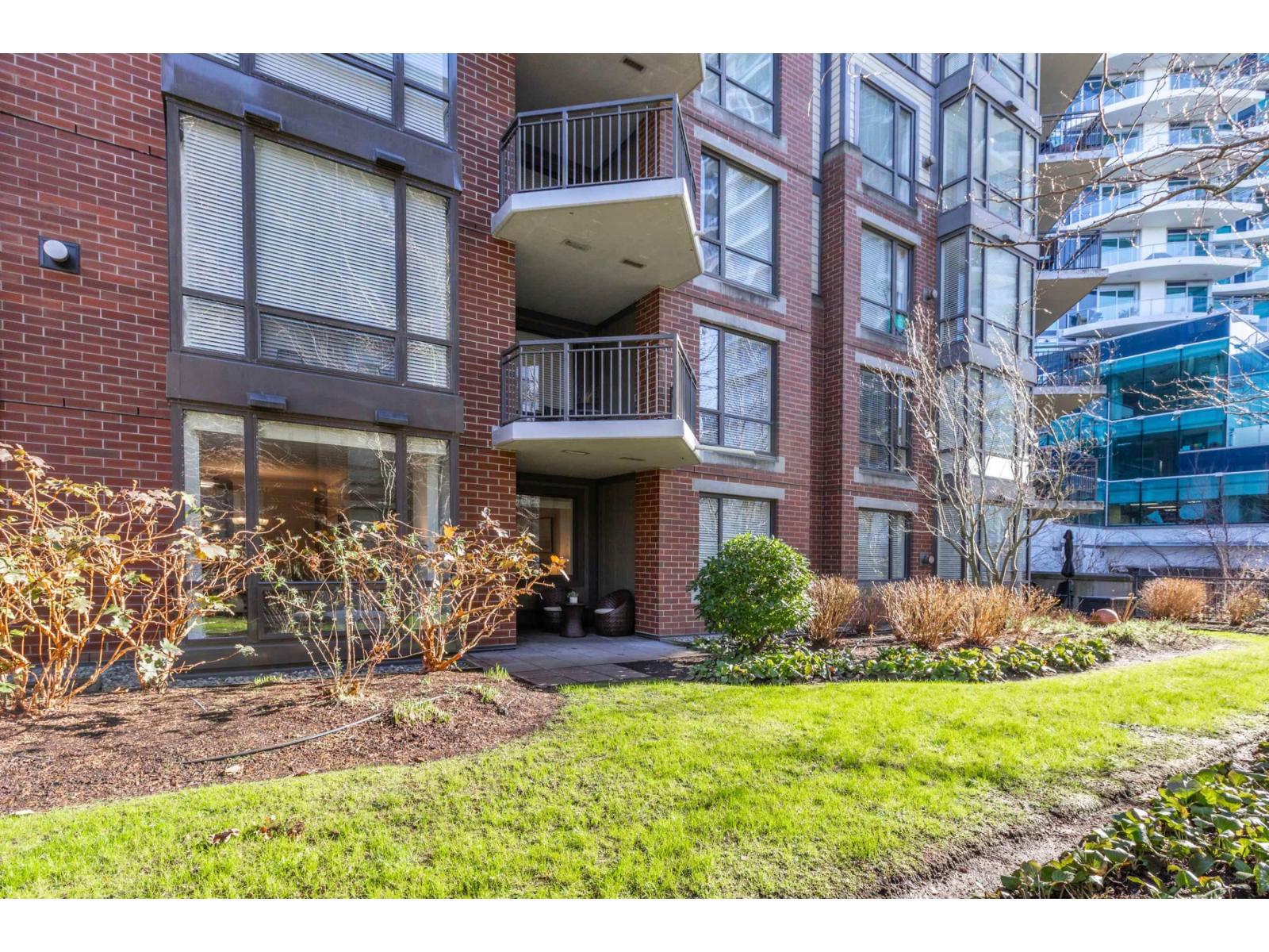 Listing Picture 33 of 38 : 103 1551 FOSTER STREET, White Rock - 魯藝地產 Yvonne Lu Group - MLS Medallion Club Member