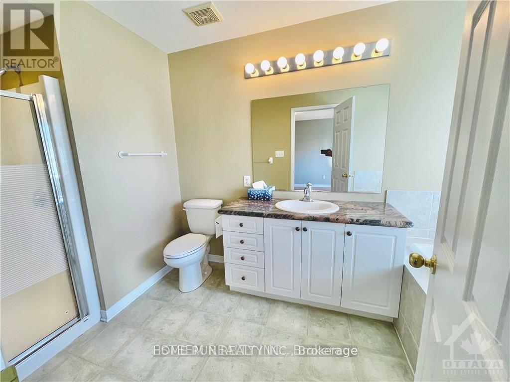 125 Braddock Private, Ottawa, Ontario  K2J 0E6 - Photo 11 - X12883902