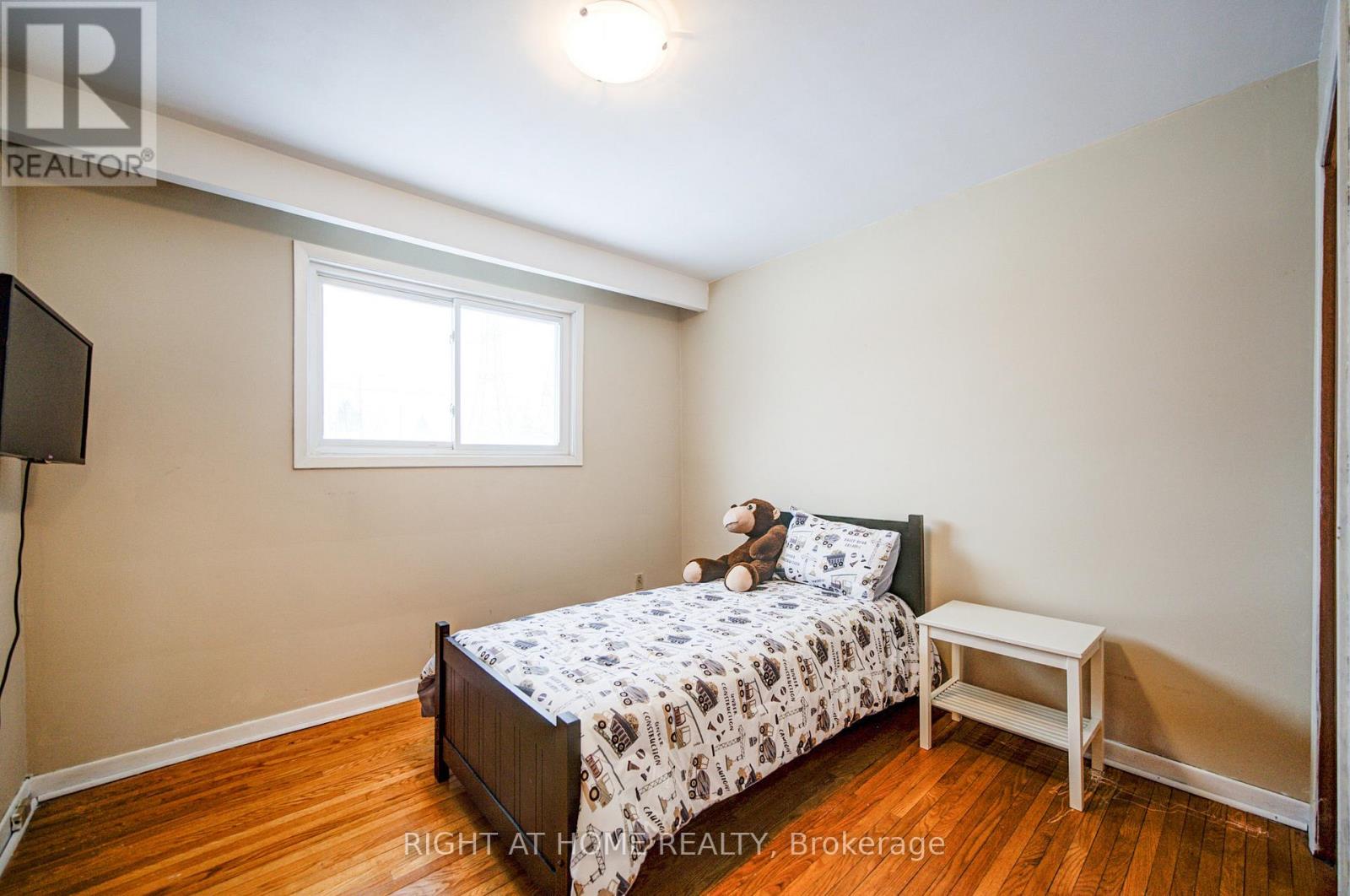 14 Castlebury Crescent, Toronto (Bayview Woods-Steeles), Ontario  M2H 1W6 - Photo 13 - C12883938