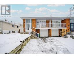 14 CASTLEBURY CRESCENT, Toronto, Ontario