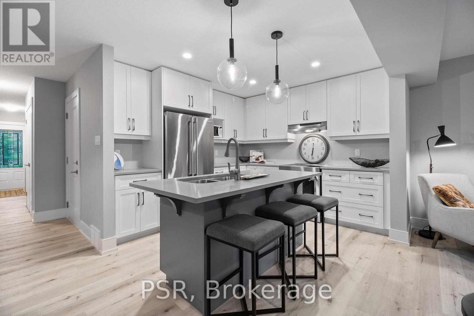 48 George Zubek Drive, Collingwood, Ontario  L9Y 1M5 - Photo 10 - S12883914