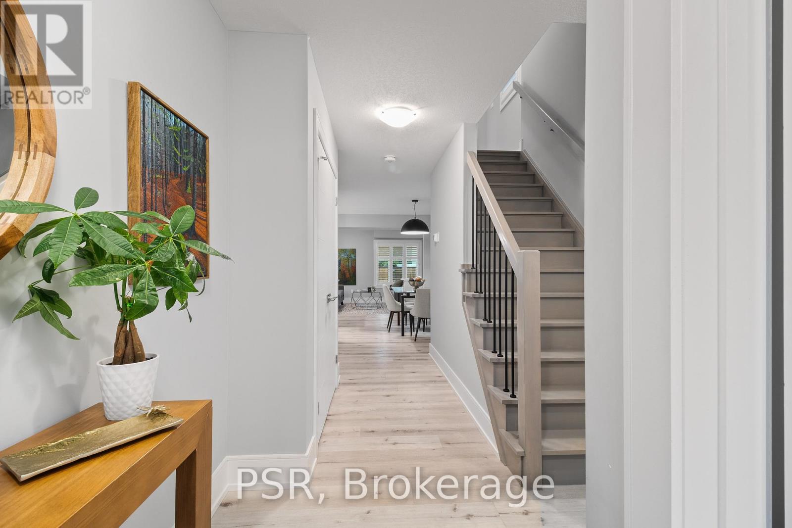 48 George Zubek Drive, Collingwood, Ontario  L9Y 1M5 - Photo 6 - S12883914