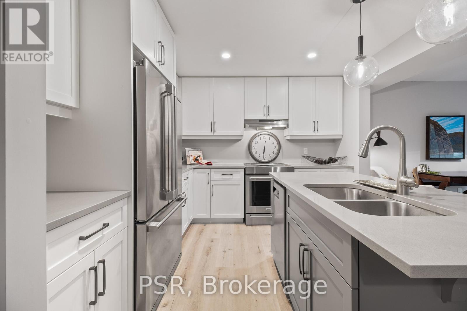 48 George Zubek Drive, Collingwood, Ontario  L9Y 1M5 - Photo 9 - S12883914