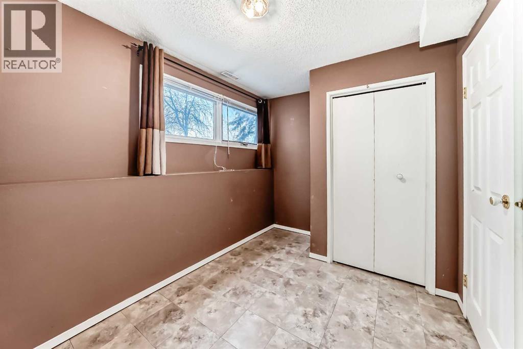20, 123 Queensland Drive Se, Calgary, Alberta  T2J 5J4 - Photo 32 - A2272201