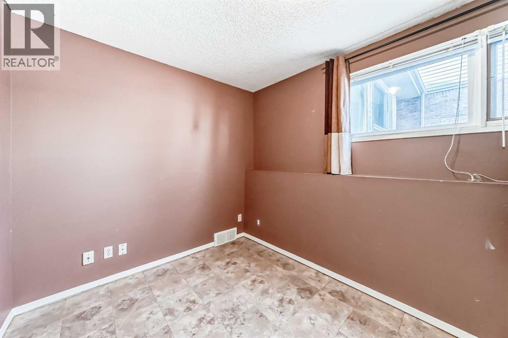 20, 123 Queensland Drive Se, Calgary, Alberta  T2J 5J4 - Photo 31 - A2272201