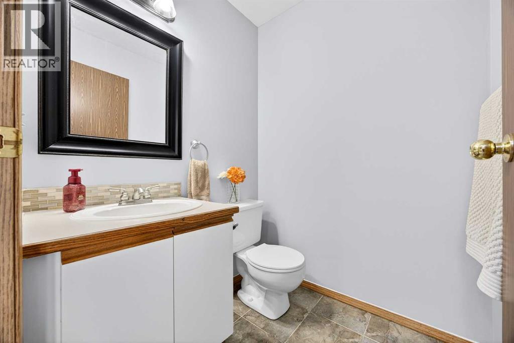 10884 Hidden Valley Drive Nw, Calgary, Alberta  T3A 5H2 - Photo 14 - A2290313