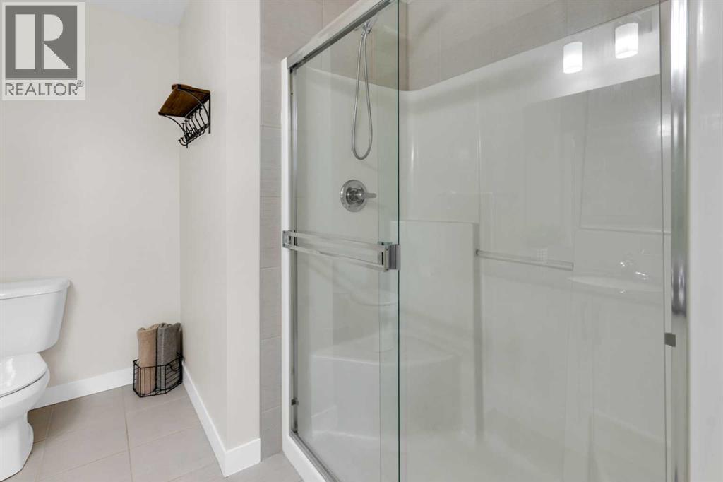 610 Hillcrest Road Sw, Airdrie, Alberta  T4B 4C8 - Photo 20 - A2292080