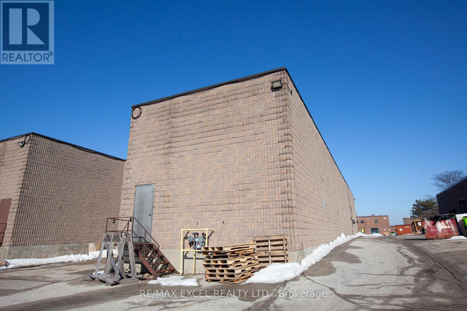 7 - 35 Ferrier Street, Markham, Ontario  L3R 3K5 - Photo 5 - N12883904