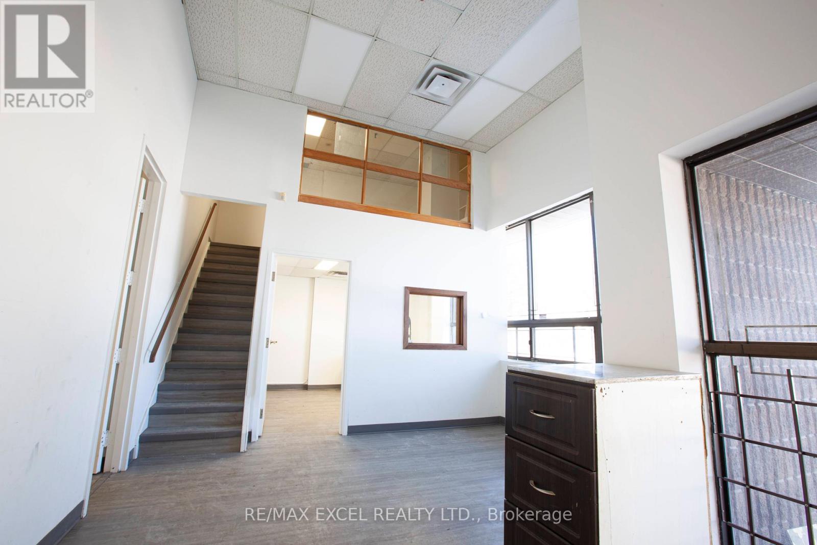 8 - 37 Ferrier Street, Markham, Ontario  L3R 3K6 - Photo 12 - N12883916