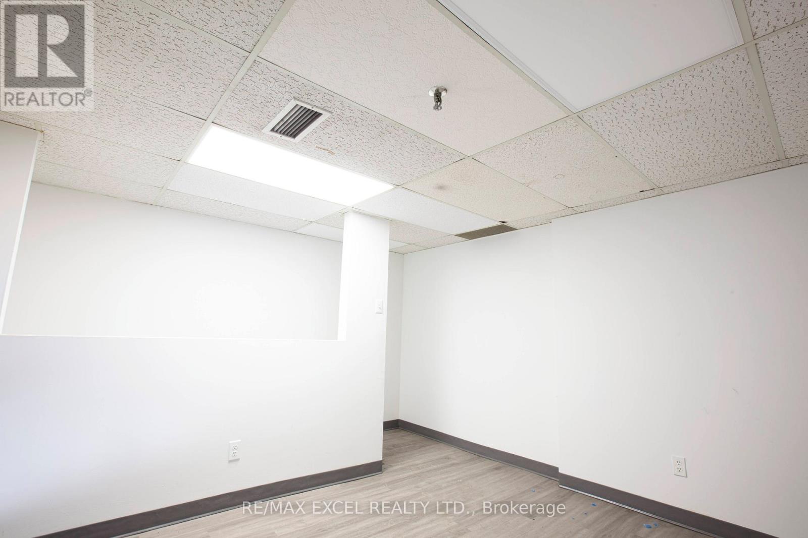 8 - 37 Ferrier Street, Markham, Ontario  L3R 3K6 - Photo 20 - N12883916