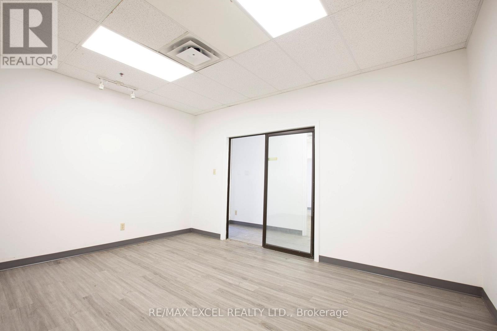 8 - 37 Ferrier Street, Markham, Ontario  L3R 3K6 - Photo 23 - N12883916