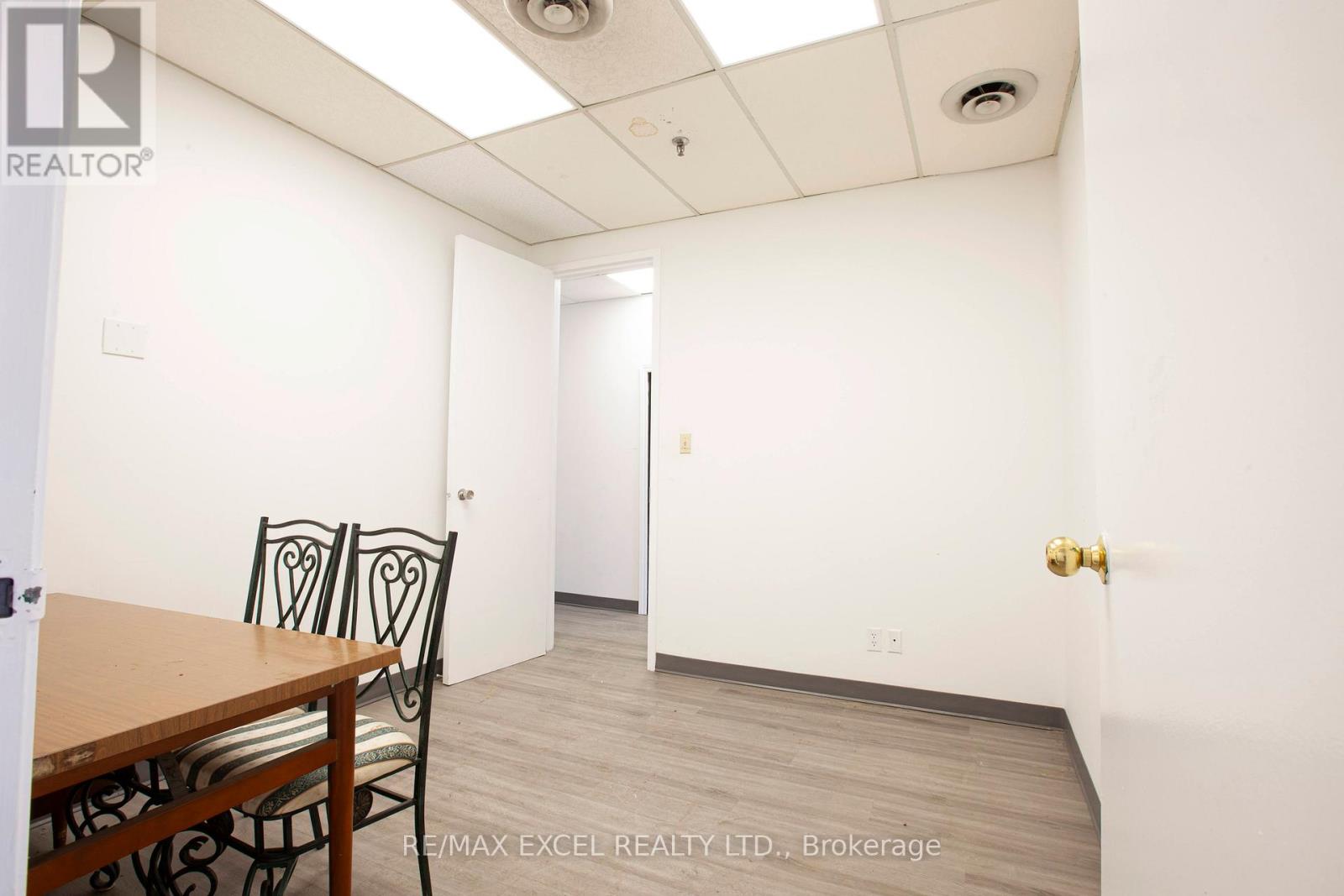 8 - 37 Ferrier Street, Markham, Ontario  L3R 3K6 - Photo 27 - N12883916