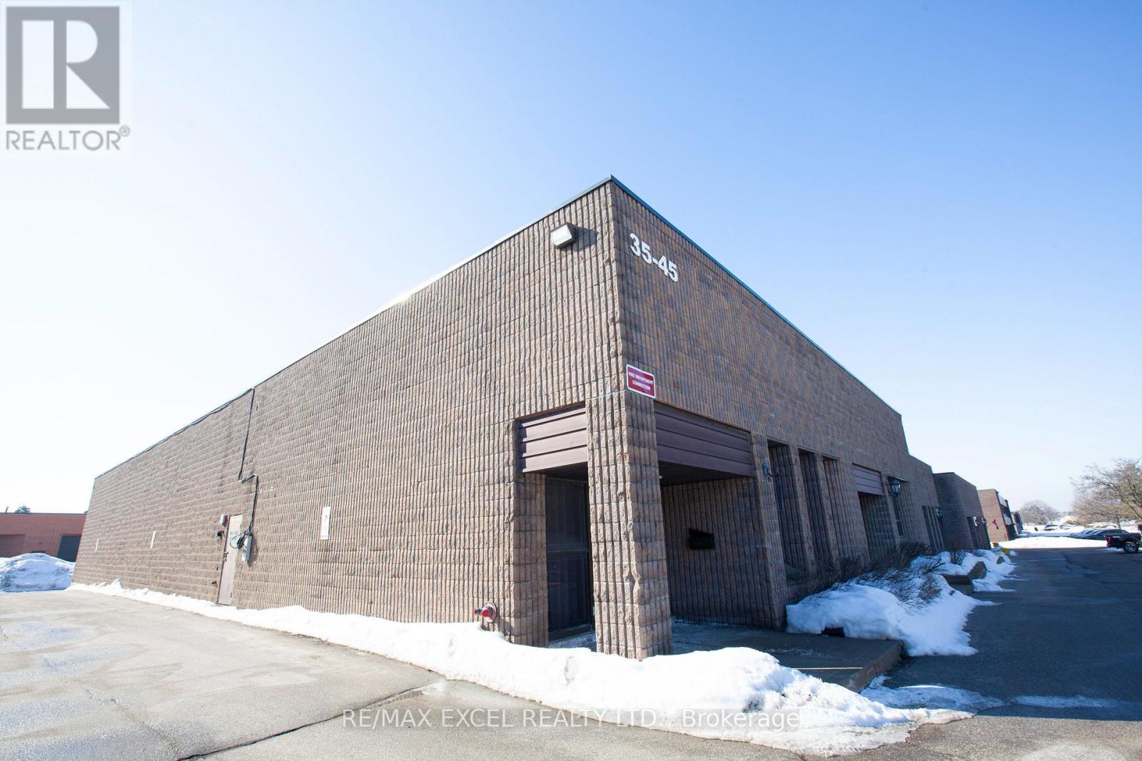 8 - 37 Ferrier Street, Markham, Ontario  L3R 3K6 - Photo 4 - N12883916