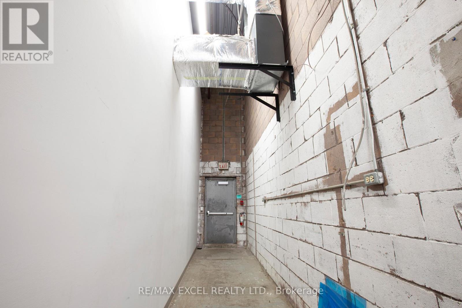 8 - 37 Ferrier Street, Markham, Ontario  L3R 3K6 - Photo 40 - N12883916