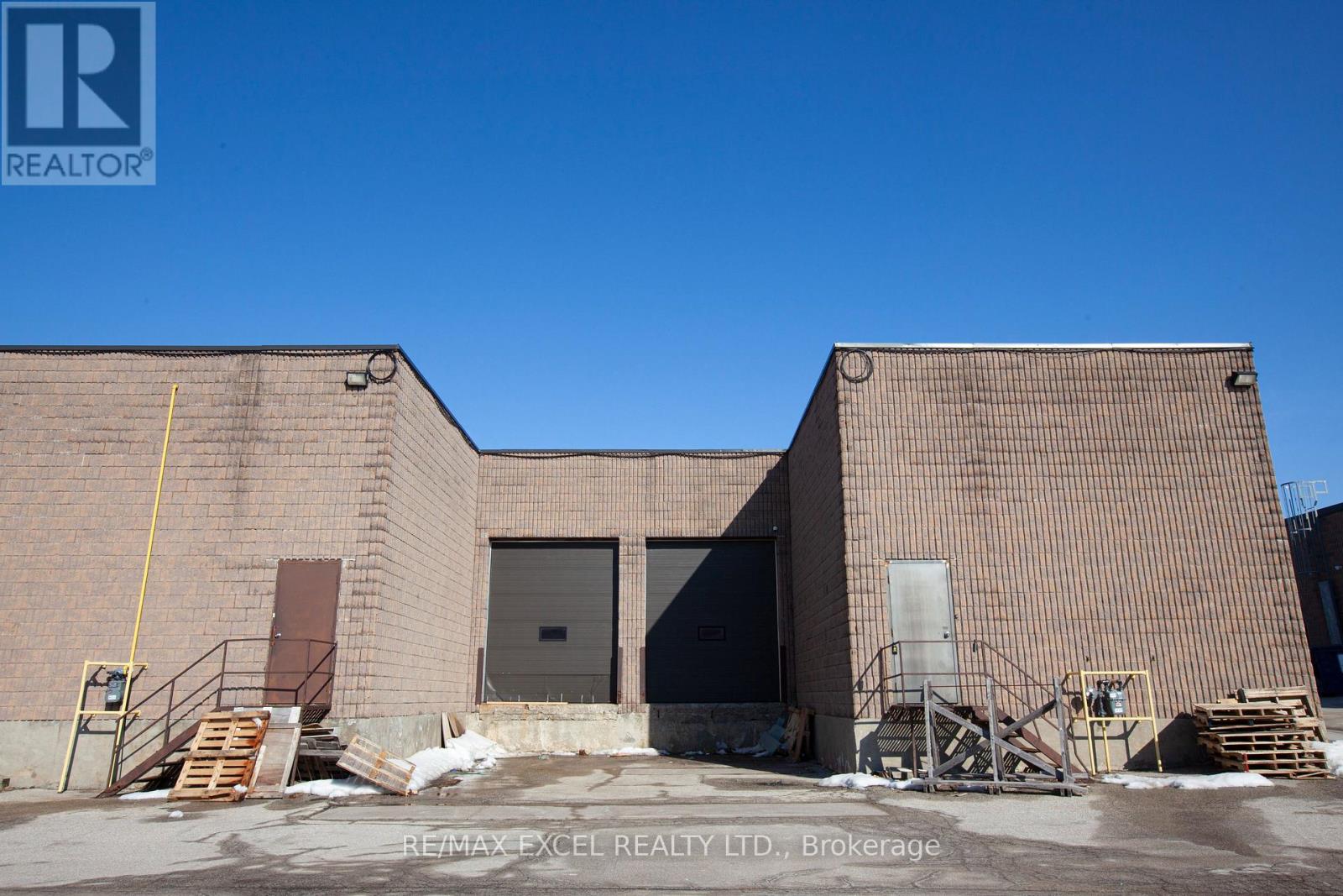 8 - 37 Ferrier Street, Markham, Ontario  L3R 3K6 - Photo 7 - N12883916