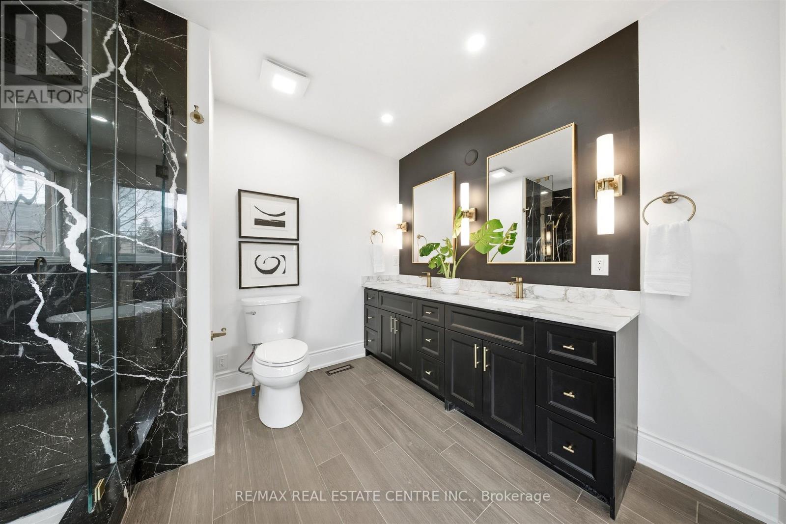 2216 Vista Oak Road, Oakville, Ontario  L6M 3L7 - Photo 35 - W12876788