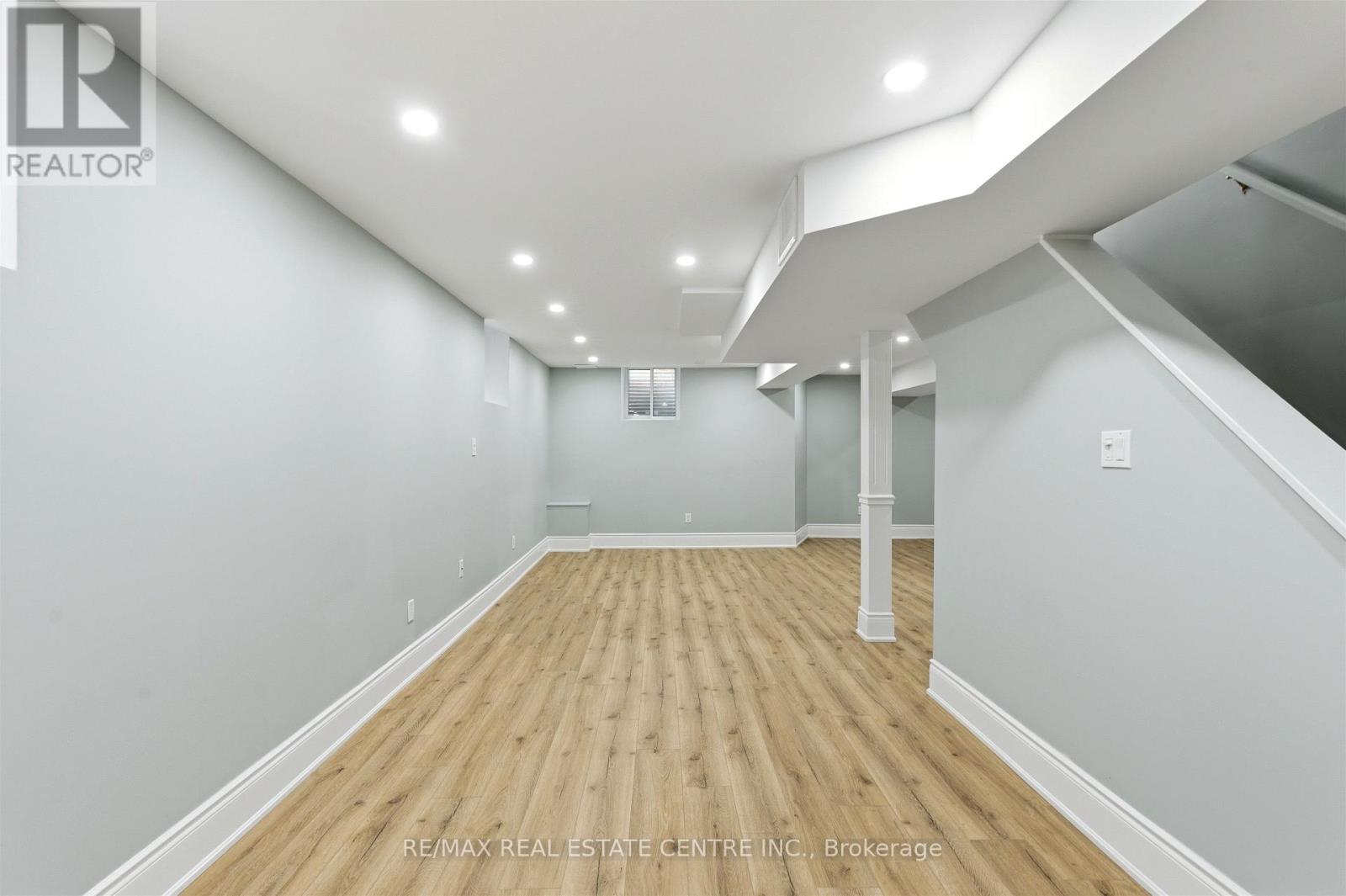 2216 Vista Oak Road, Oakville, Ontario  L6M 3L7 - Photo 43 - W12876788