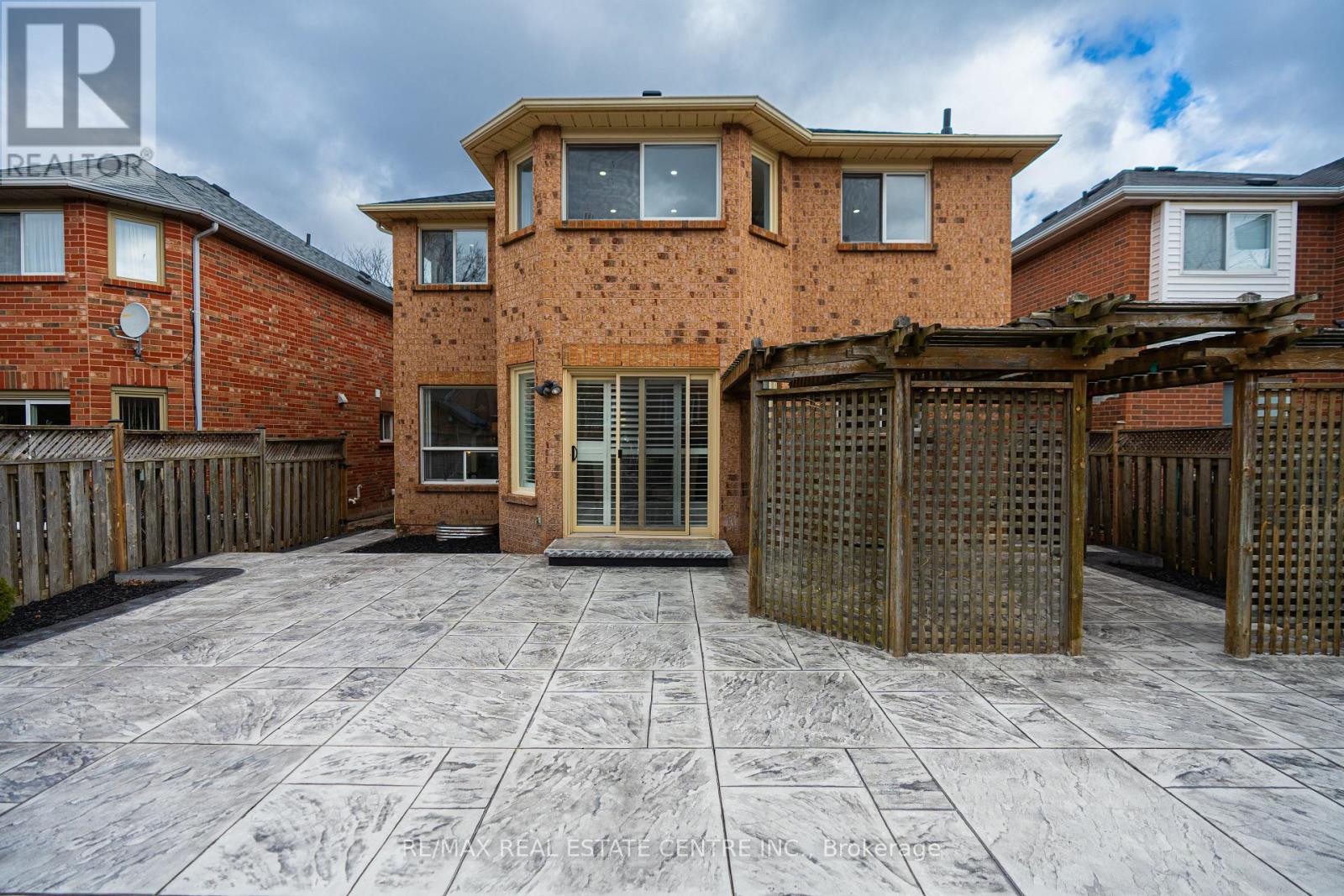 2216 Vista Oak Road, Oakville, Ontario  L6M 3L7 - Photo 49 - W12876788