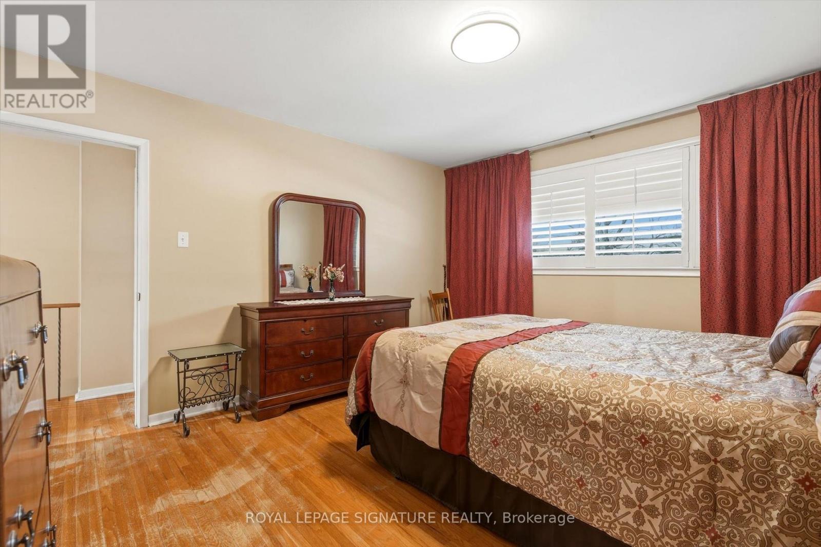 1389 Tyneburn Crescent, Mississauga, Ontario  L4X 1P6 - Photo 23 - W12883912