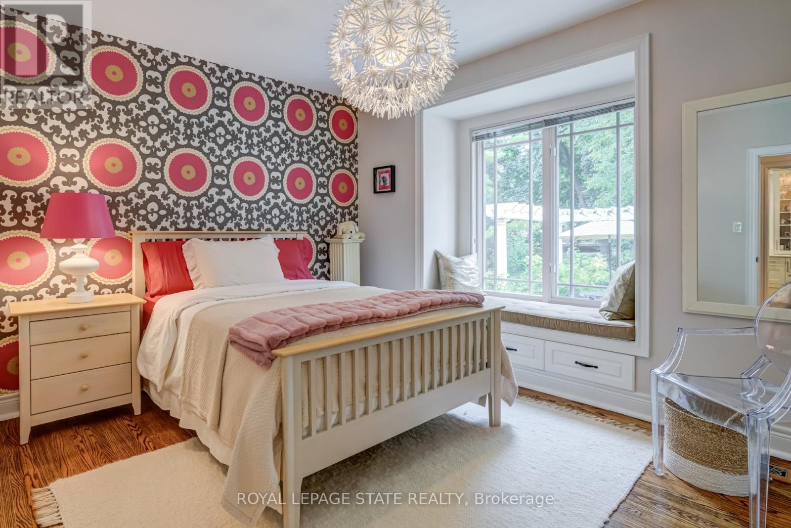 2047 Ardleigh Road, Oakville, Ontario  L6J 1V6 - Photo 17 - W12883928