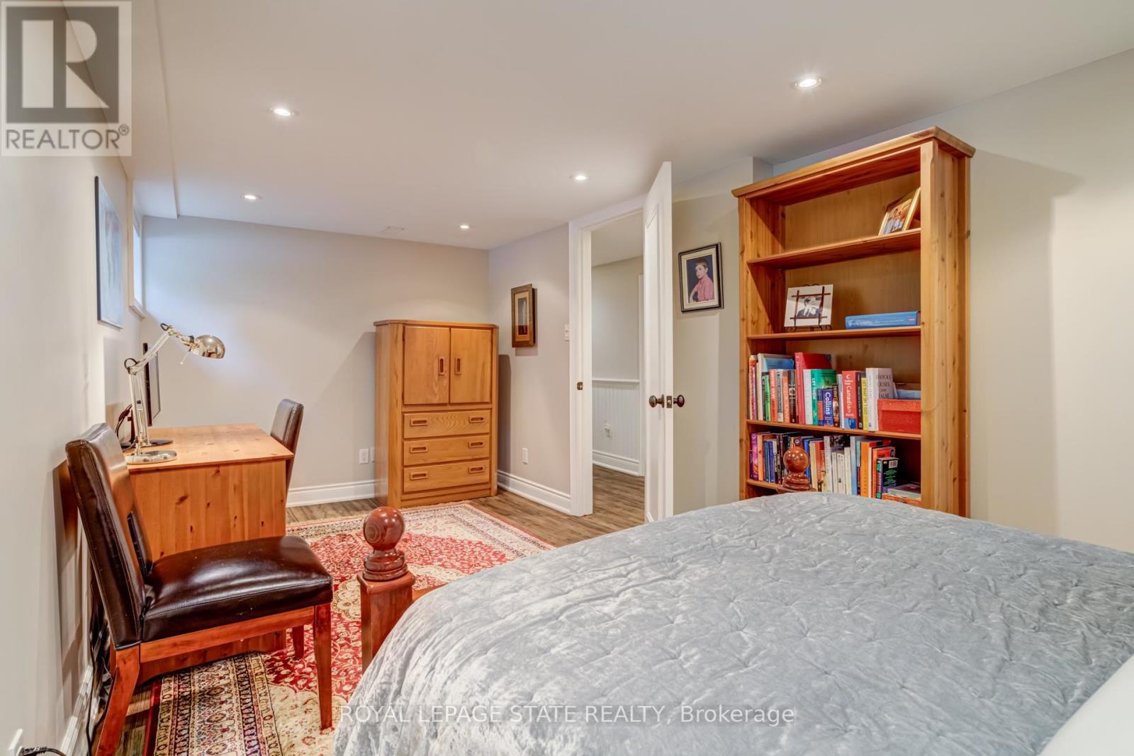 2047 Ardleigh Road, Oakville, Ontario  L6J 1V6 - Photo 27 - W12883928