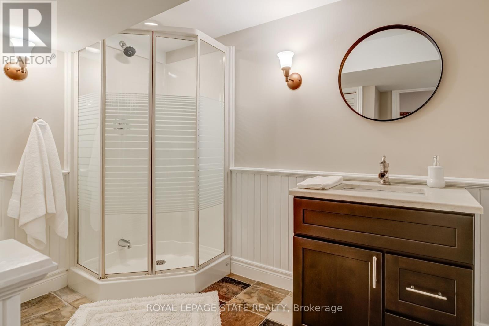 2047 Ardleigh Road, Oakville, Ontario  L6J 1V6 - Photo 28 - W12883928