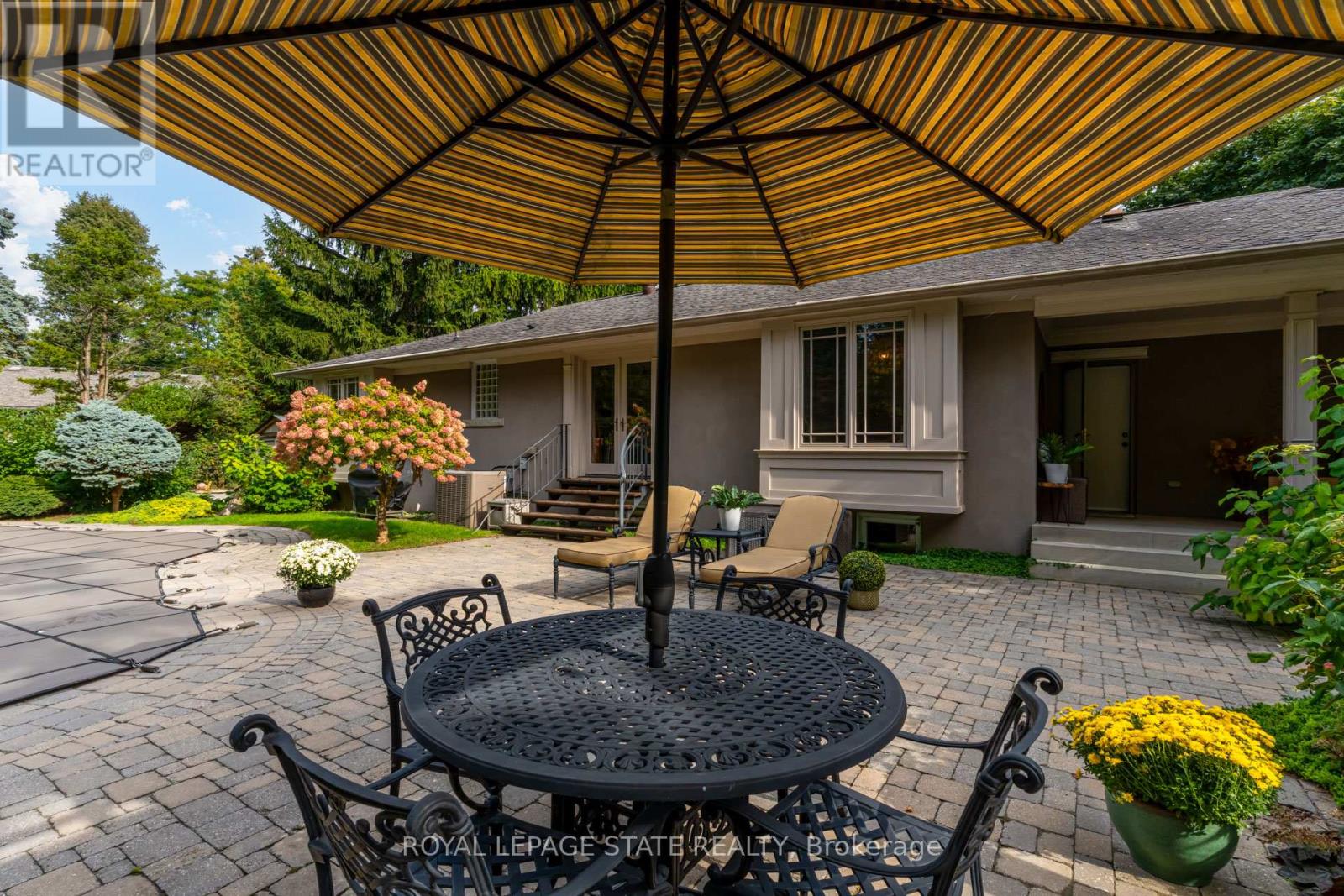 2047 Ardleigh Road, Oakville, Ontario  L6J 1V6 - Photo 38 - W12883928