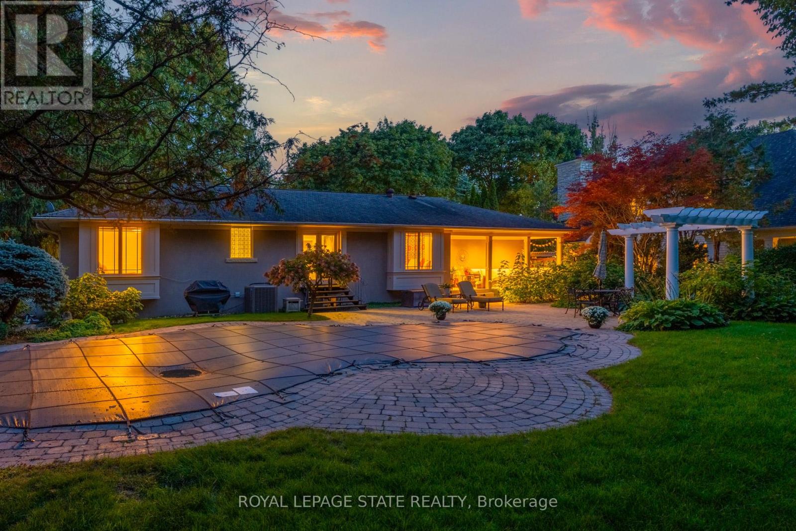 2047 Ardleigh Road, Oakville, Ontario  L6J 1V6 - Photo 43 - W12883928