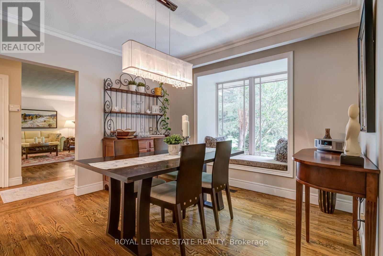 2047 Ardleigh Road, Oakville, Ontario  L6J 1V6 - Photo 9 - W12883928