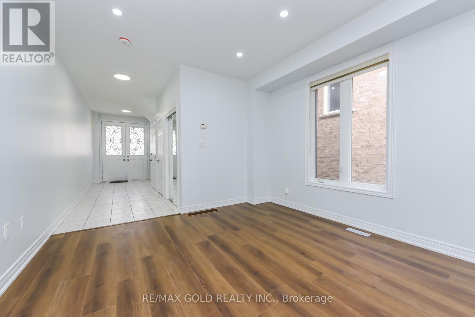 59 Vezna Crescent, Brampton, Ontario  L6X 5K4 - Photo 14 - W12883940