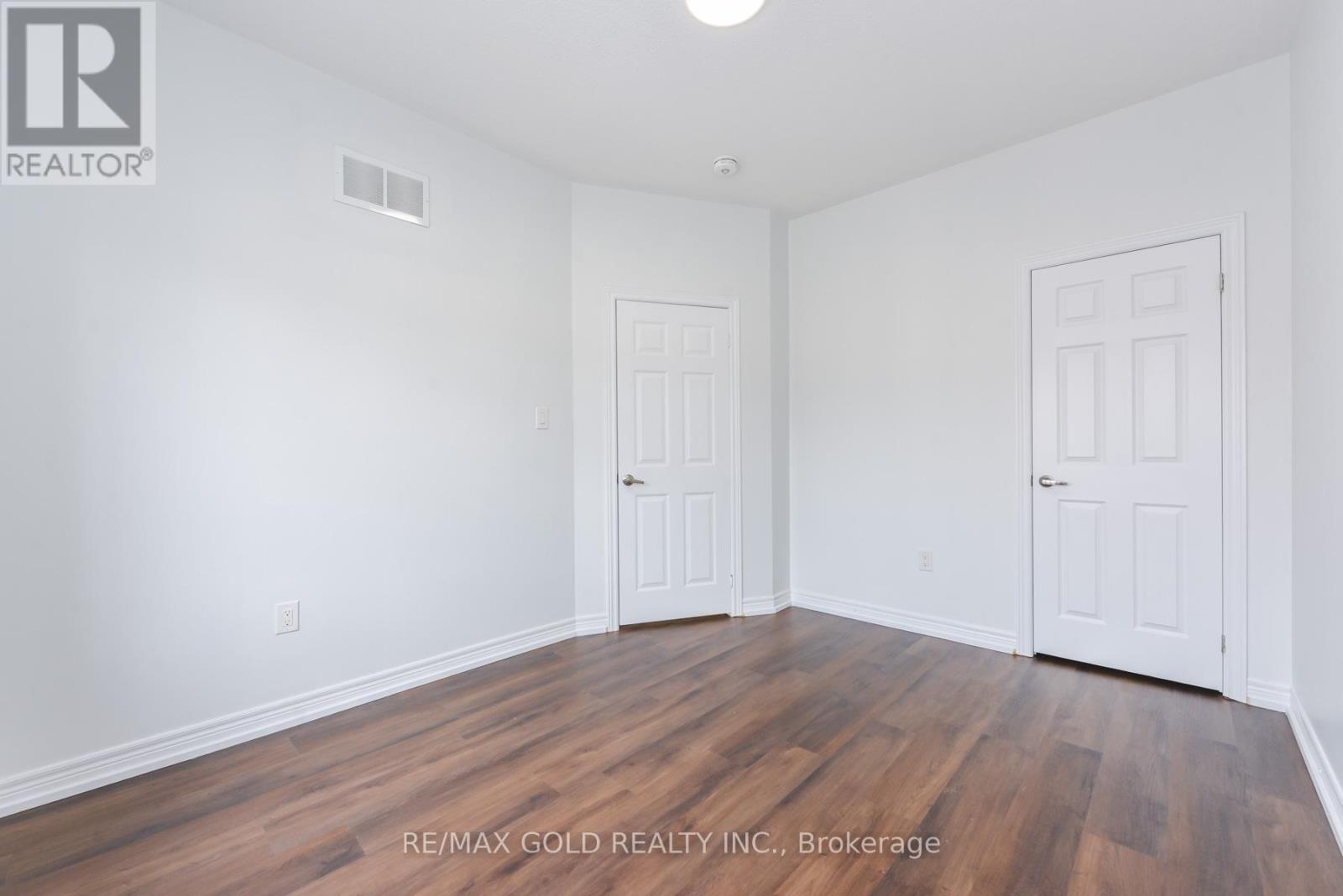 59 Vezna Crescent, Brampton, Ontario  L6X 5K4 - Photo 25 - W12883940