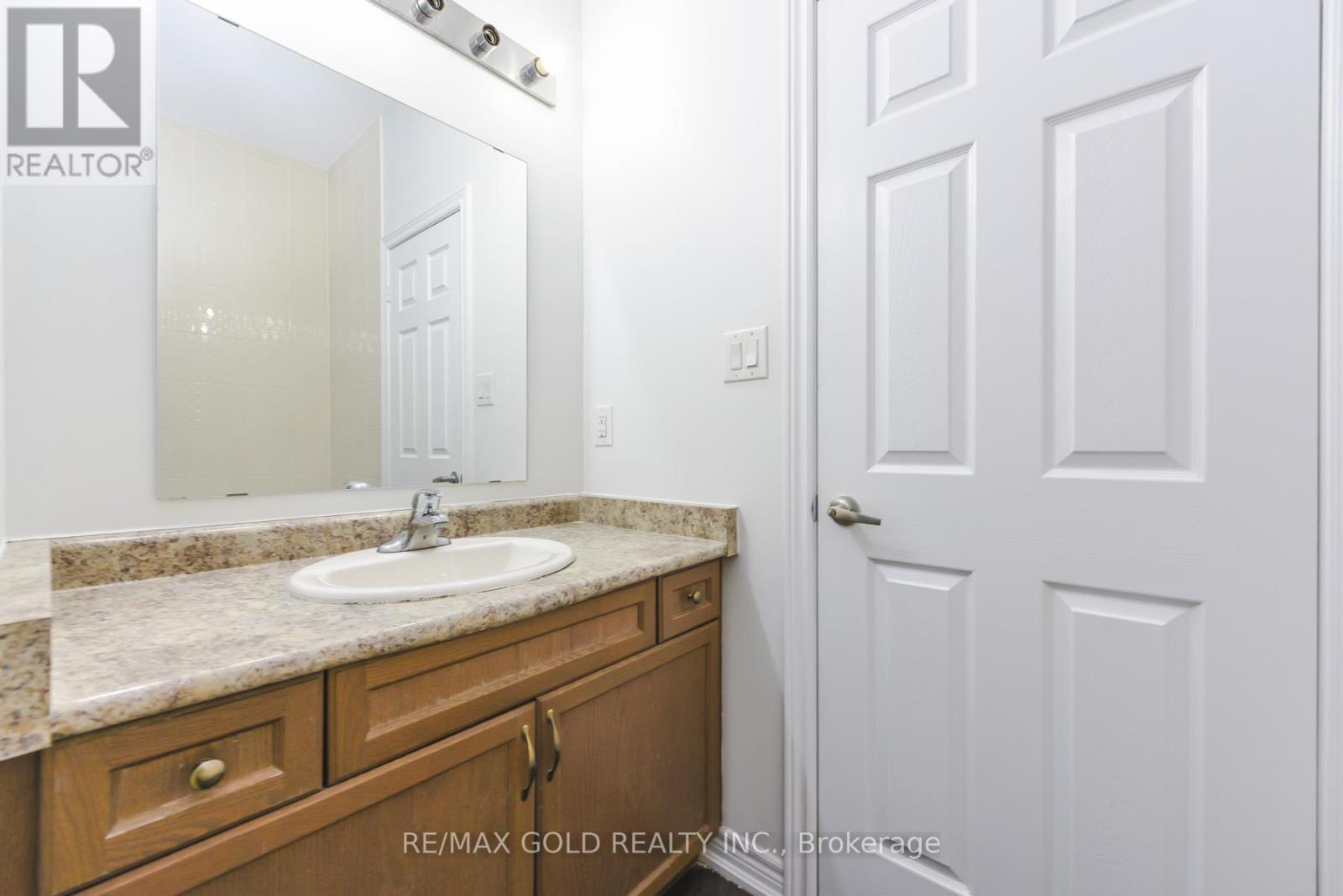 59 Vezna Crescent, Brampton, Ontario  L6X 5K4 - Photo 27 - W12883940