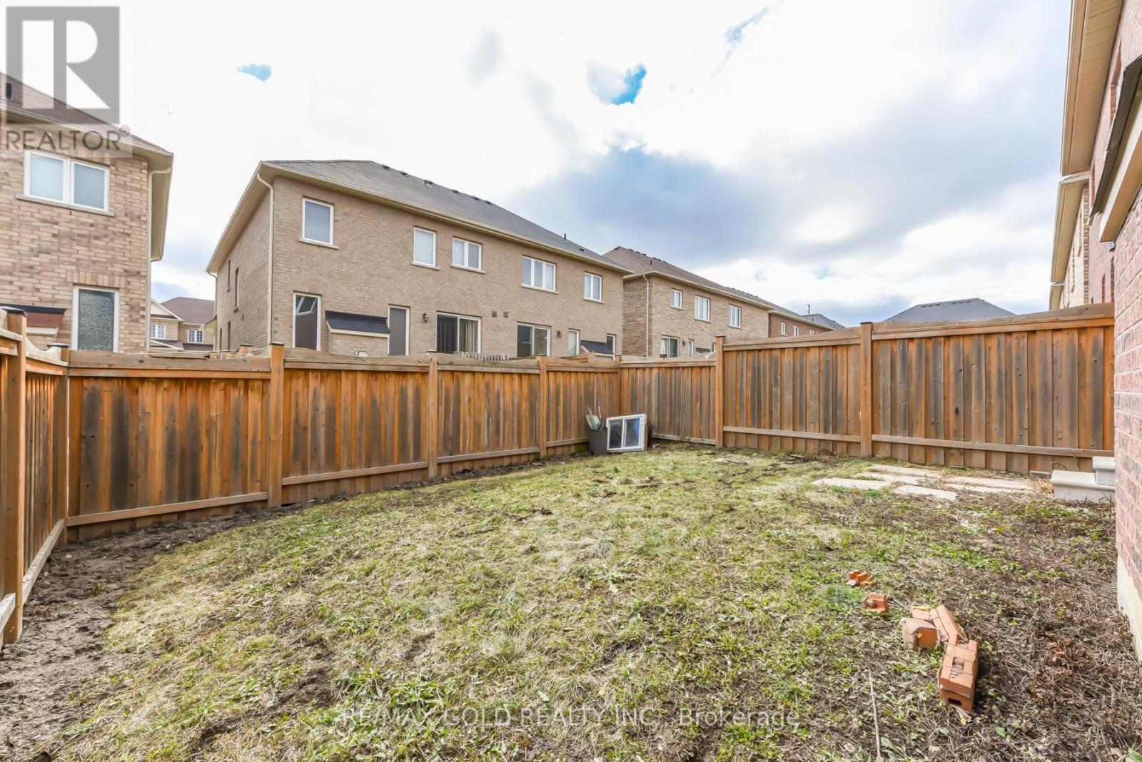 59 Vezna Crescent, Brampton, Ontario  L6X 5K4 - Photo 47 - W12883940