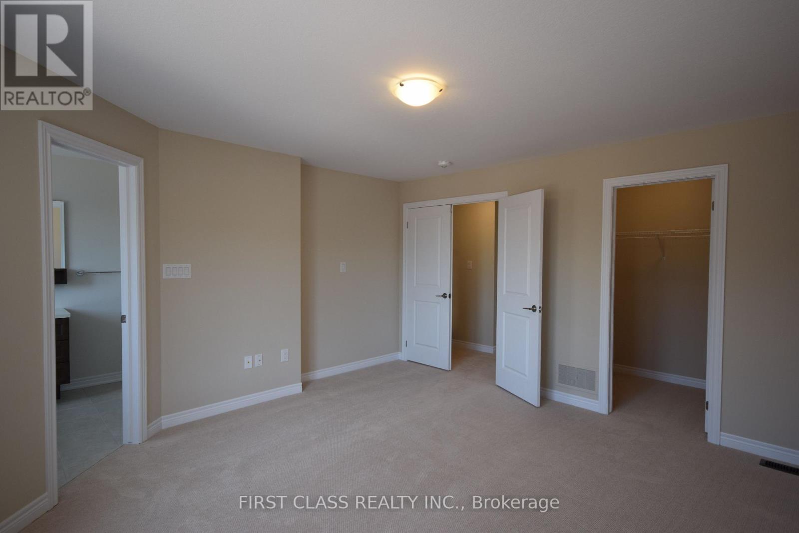 3273 Mockingbird Common Court, Oakville, Ontario  L6H 0W9 - Photo 11 - W12883944