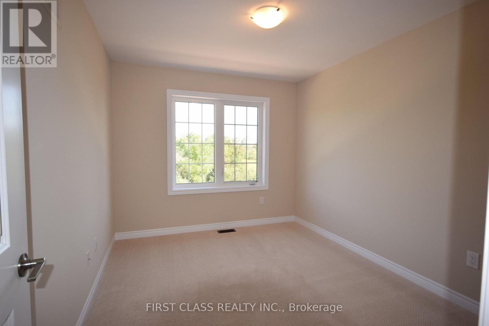 3273 Mockingbird Common Court, Oakville, Ontario  L6H 0W9 - Photo 14 - W12883944