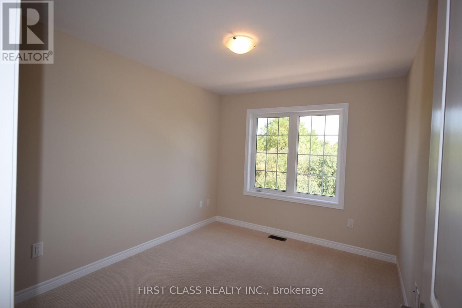 3273 Mockingbird Common Court, Oakville, Ontario  L6H 0W9 - Photo 16 - W12883944