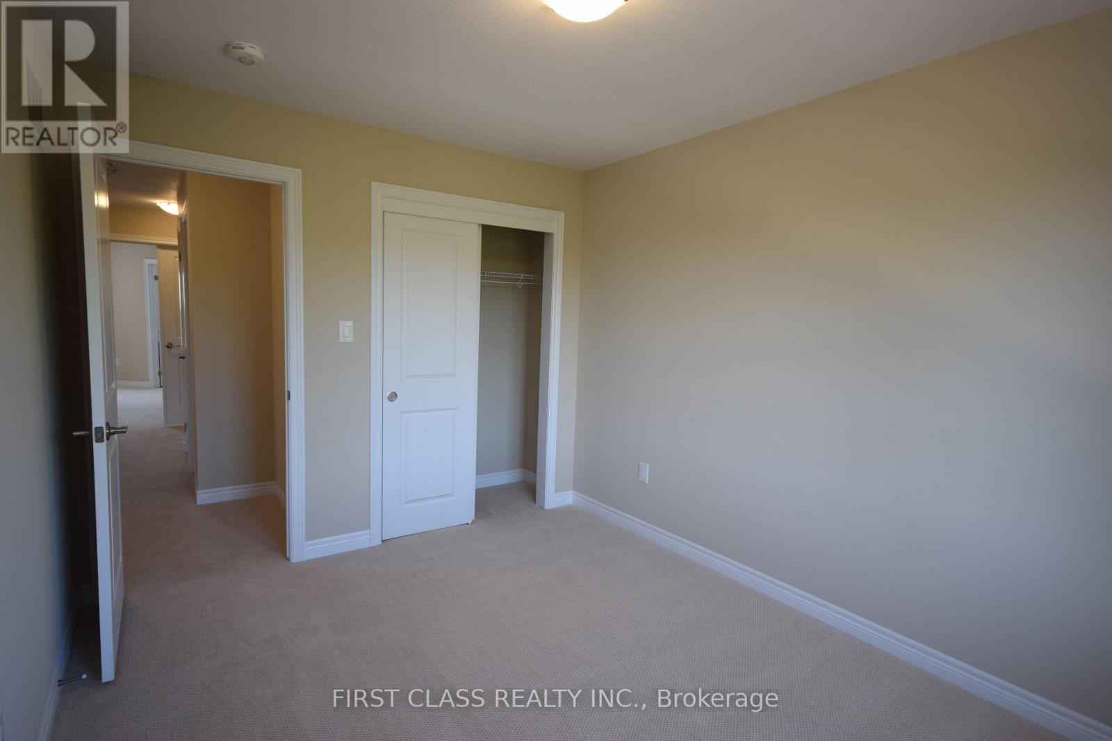 3273 Mockingbird Common Court, Oakville, Ontario  L6H 0W9 - Photo 17 - W12883944