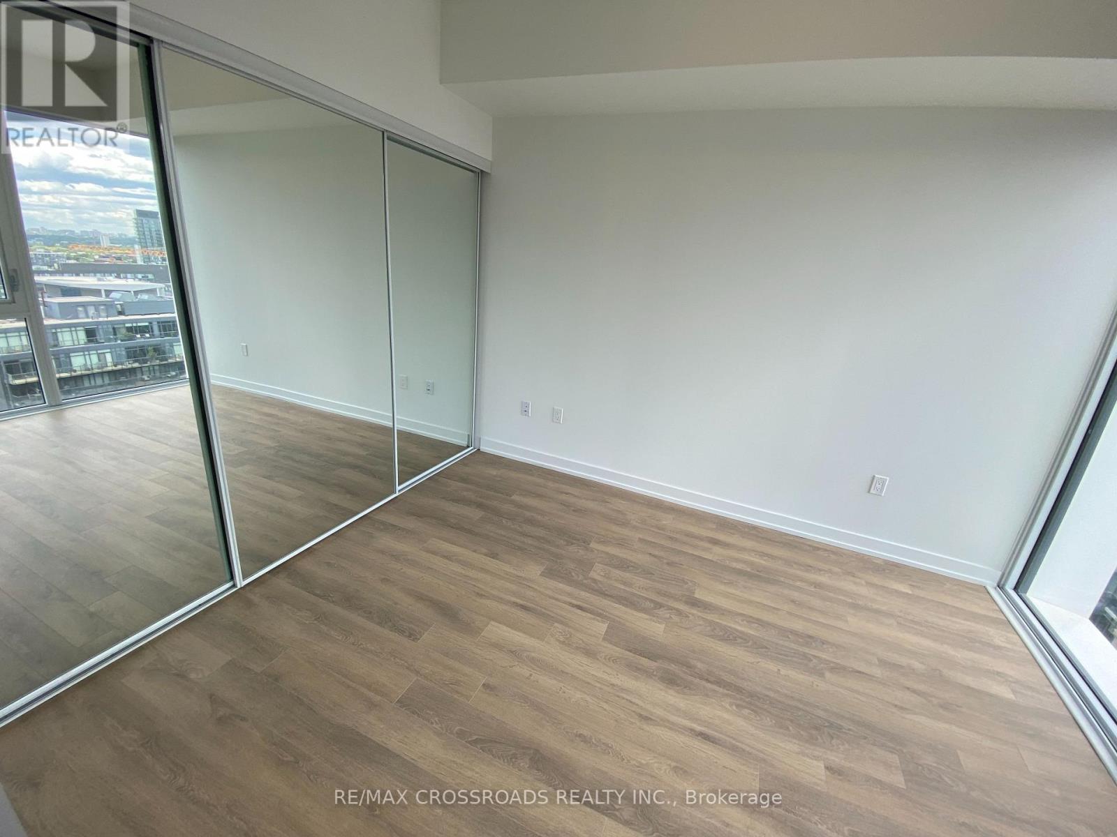 1811 - 158 Front Street, Toronto, Ontario  M5A 0K9 - Photo 15 - C12876754