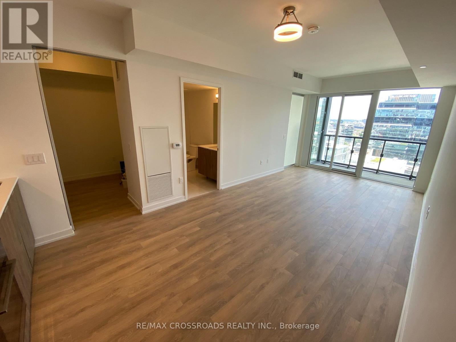 1811 - 158 Front Street, Toronto, Ontario  M5A 0K9 - Photo 11 - C12876754