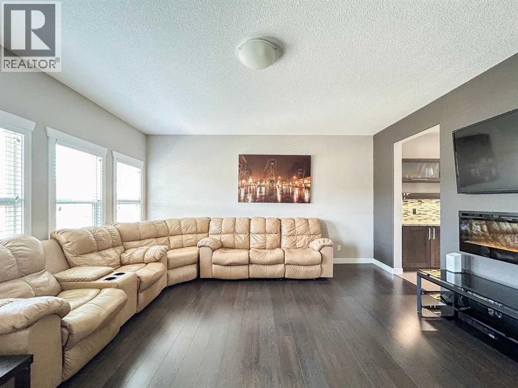 13, 300 Sparrow Hawk, Fort Mcmurray, Alberta T9K 0Y6 - Photo 5 - A2290013