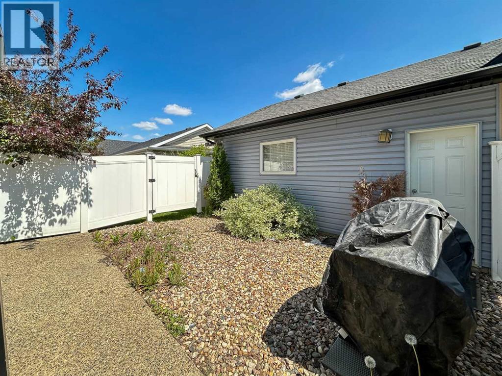 13, 300 Sparrow Hawk, Fort Mcmurray, Alberta T9K 0Y6 - Photo 48 - A2290013