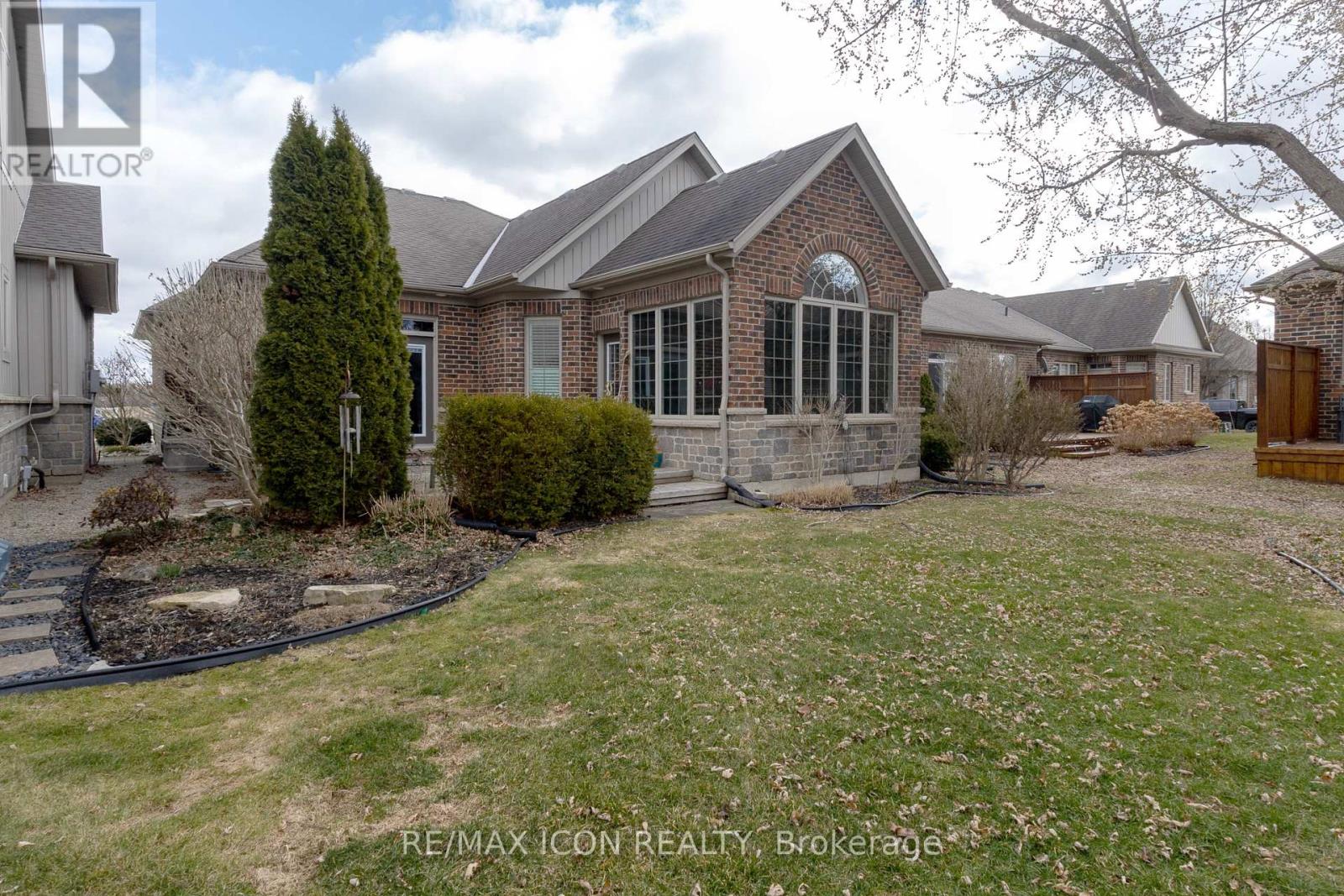6756 St Andrews Circle, Plympton-Wyoming, Ontario  N0N 1E0 - Photo 38 - X12883996