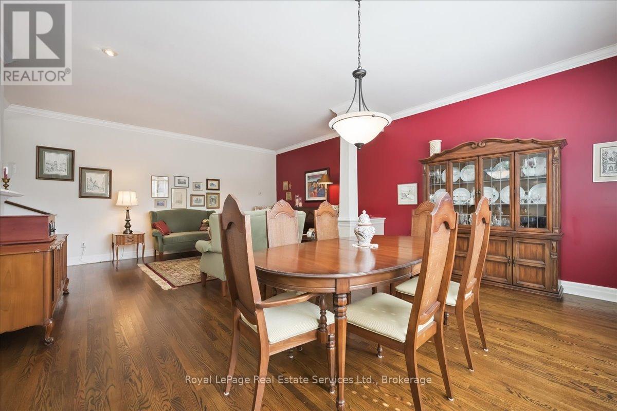 281 Pinehurst Drive, Oakville, Ontario  L6J 4X2 - Photo 23 - W12883950