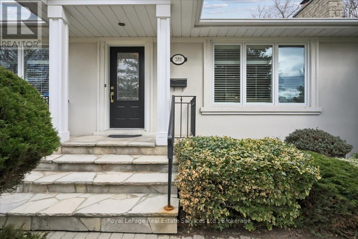 281 Pinehurst Drive, Oakville, Ontario  L6J 4X2 - Photo 3 - W12883950