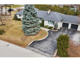 281 PINEHURST DRIVE, Oakville, Ontario