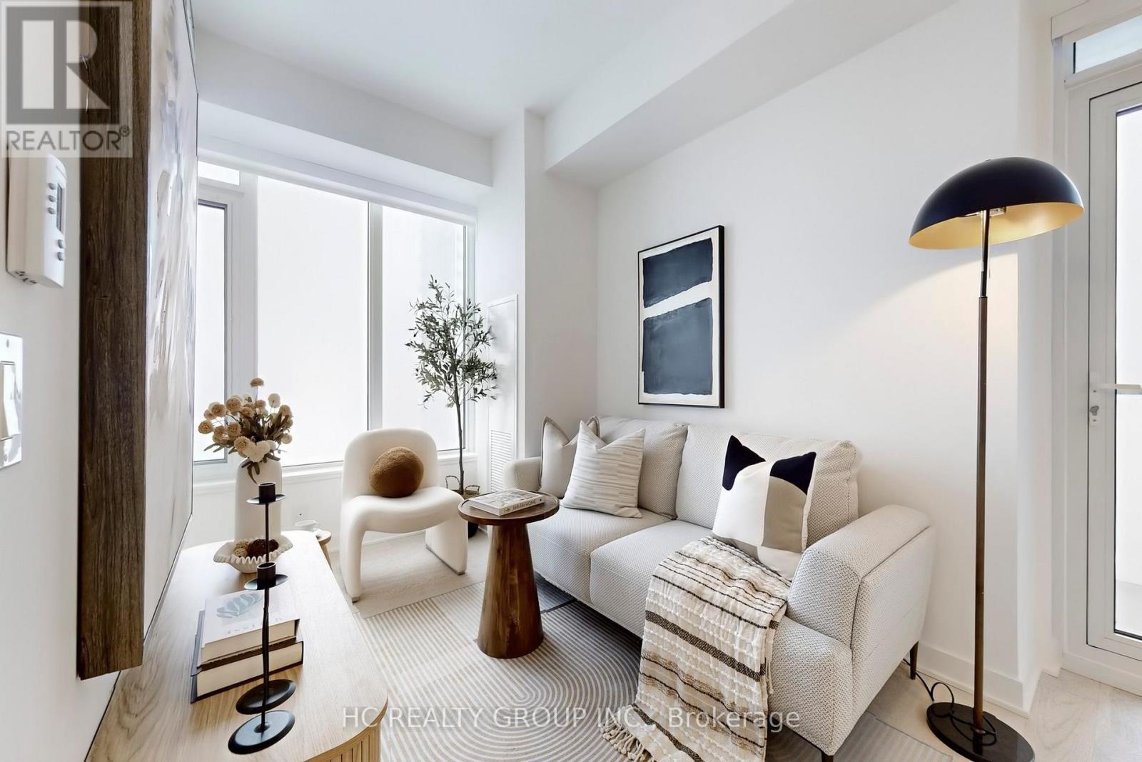 3902 - 11 Yorkville Avenue, Toronto, Ontario  M4W 0B7 - Photo 6 - C12883954