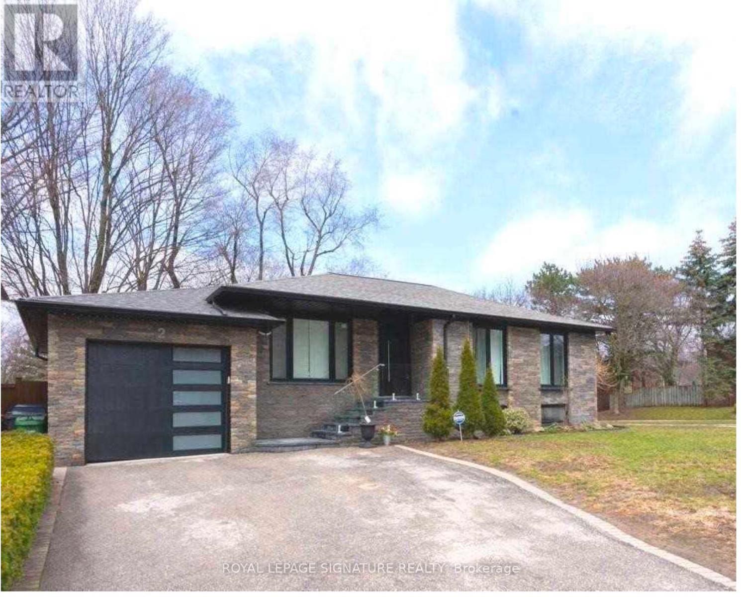 2 GROVELAND CRESCENT, toronto (parkwoods-donalda), Ontario