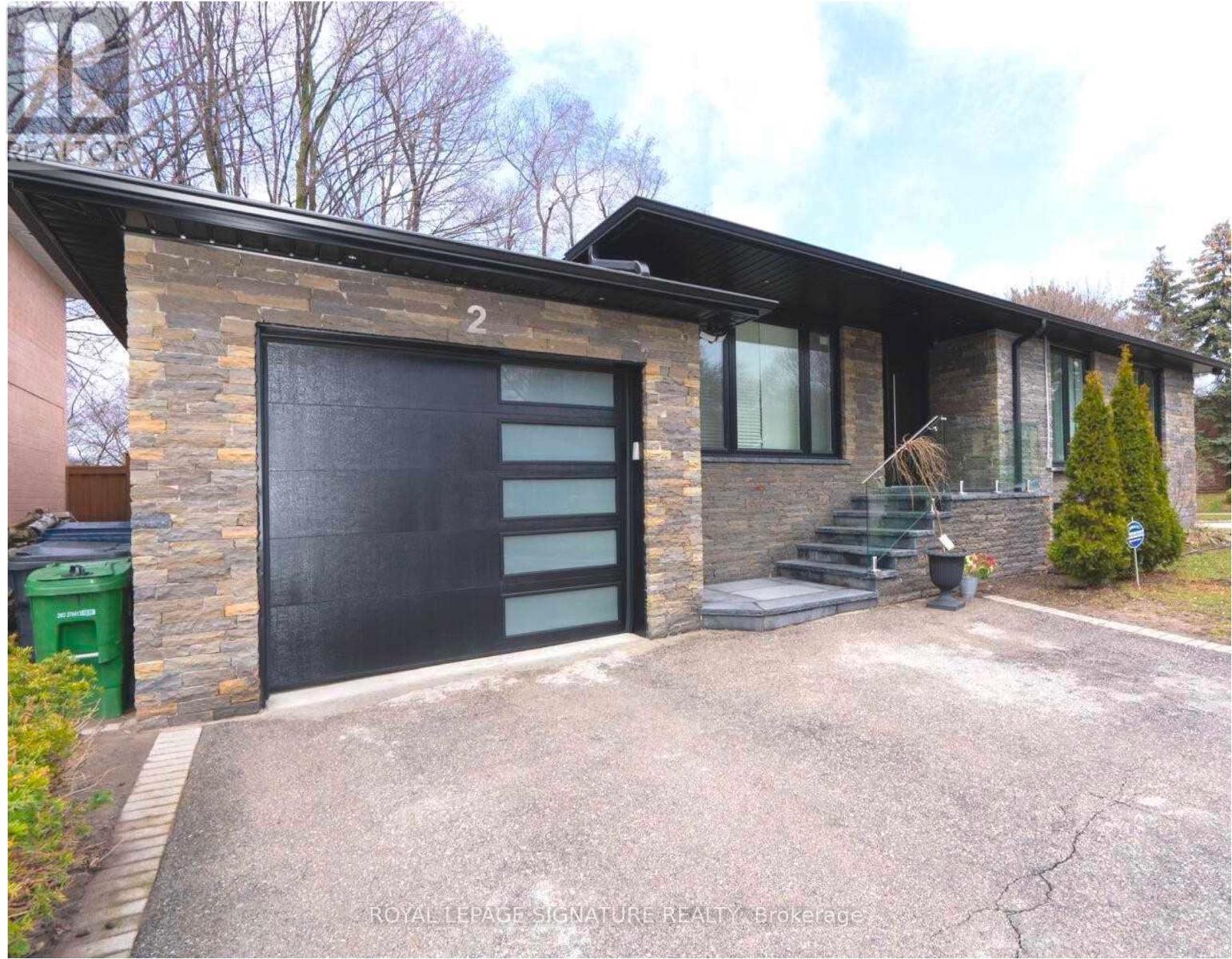 2 Groveland Crescent, Toronto, Ontario  M3A 3C5 - Photo 3 - C12884016