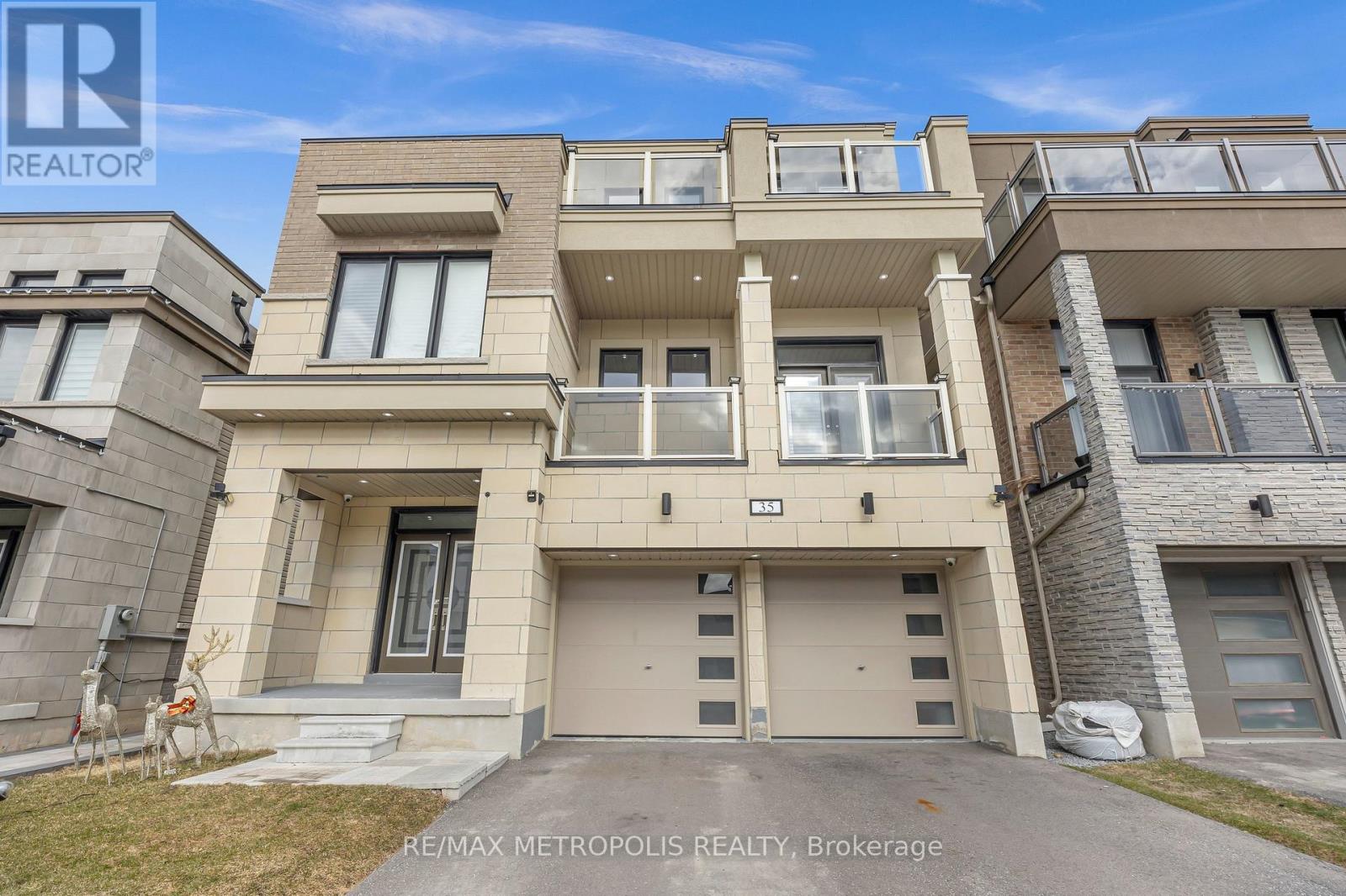 35 Clipper Lane, Clarington, Ontario  L1C 4B1 - Photo 2 - E12884000