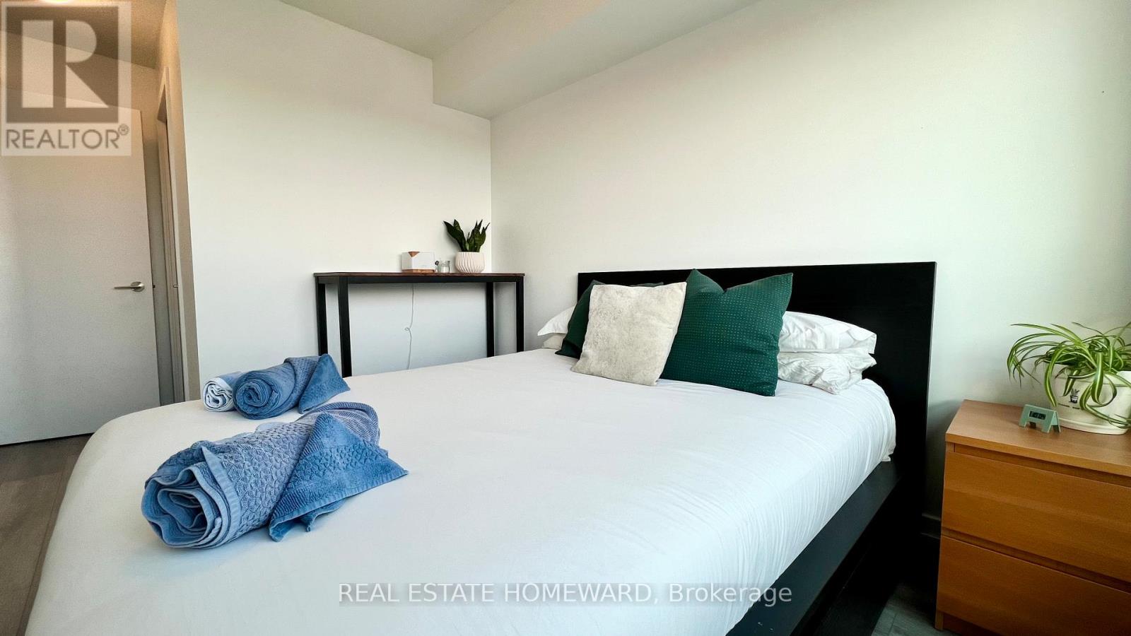 912 - 8 Trent Avenue, Toronto, Ontario  M4C 0A6 - Photo 10 - E12884006